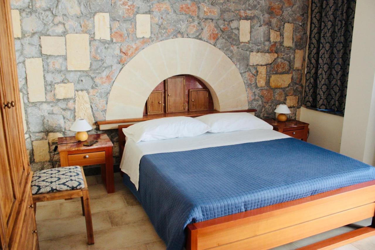 Al Tempio Della Pace Hotel Carini Eksteriør billede