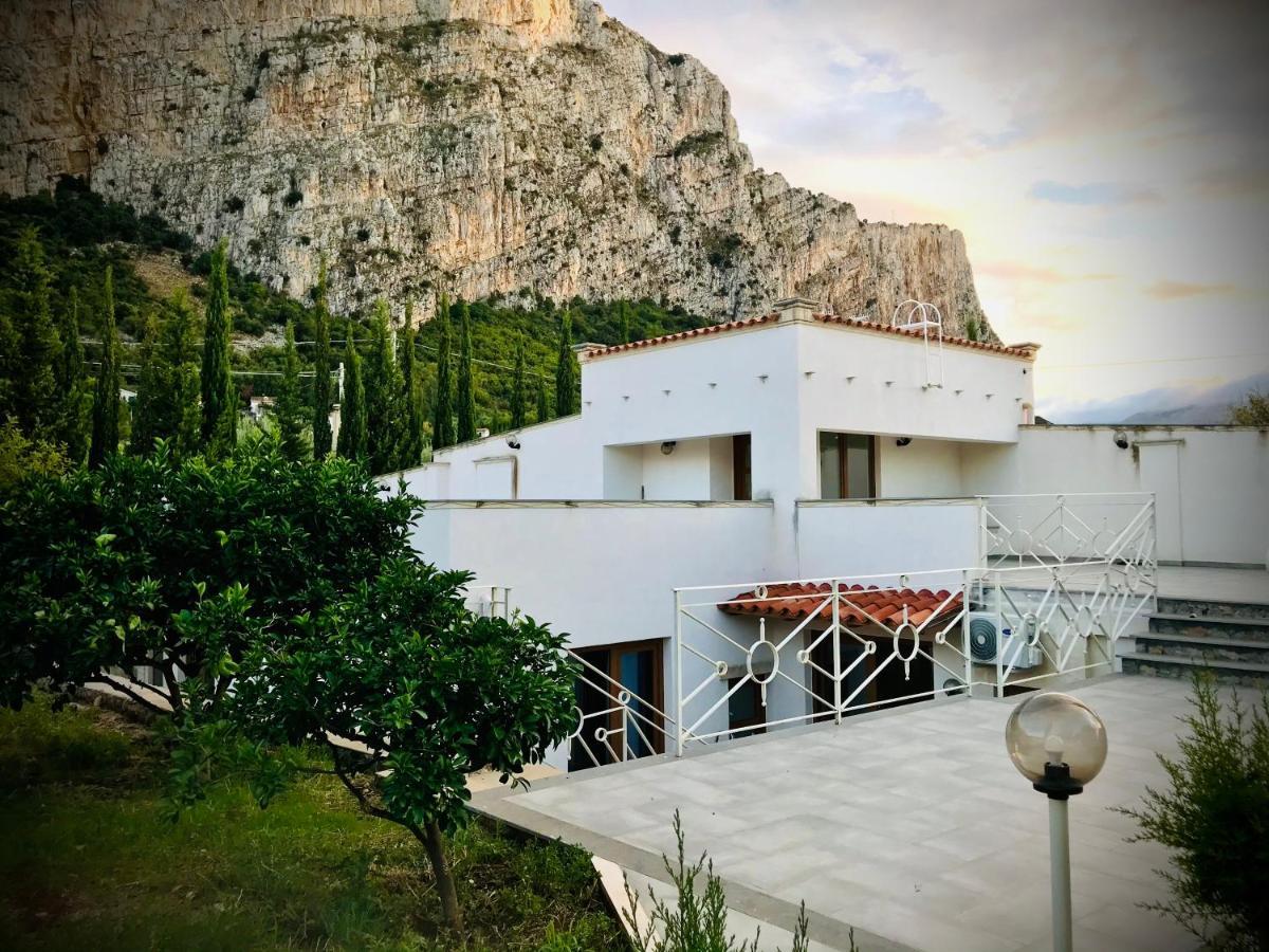 Al Tempio Della Pace Hotel Carini Eksteriør billede