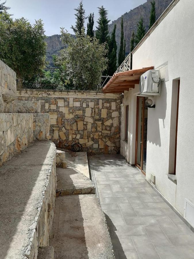 Al Tempio Della Pace Hotel Carini Eksteriør billede