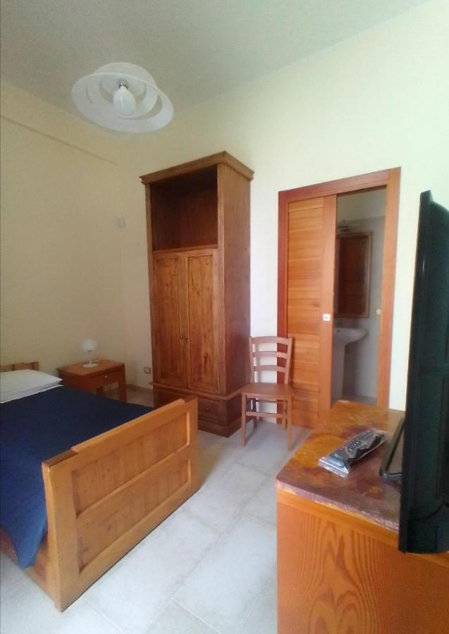 Al Tempio Della Pace Hotel Carini Eksteriør billede